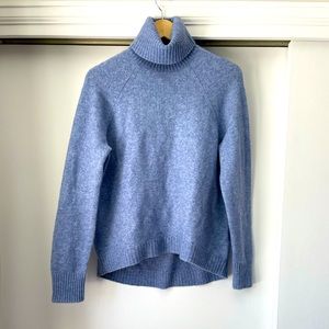 Turtleneck sweater in super soft yarn